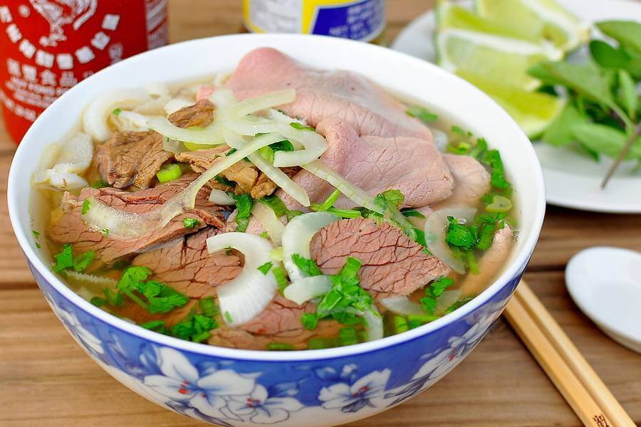 Pho (Noodle Soup) - Vietnamese Dishes