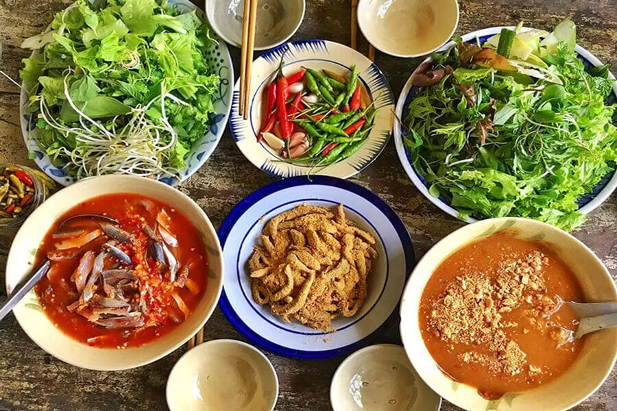 Local Cuisine in Central Vietnam - Vietnam DMC