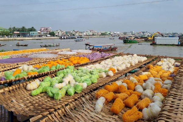 cai be floating market