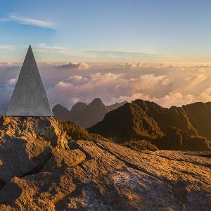 fansipan mountain peak