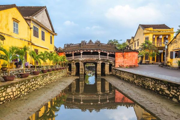 hoi an ancient town vietnam