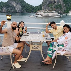 halong bay - vietnam tour