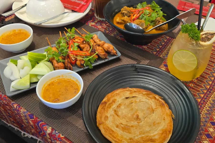 Halal curry, satay, and paratha at Halal @ Saigon