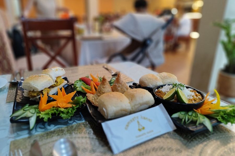 Halal-friendly Indian food at Namaste Hanoi restaurant