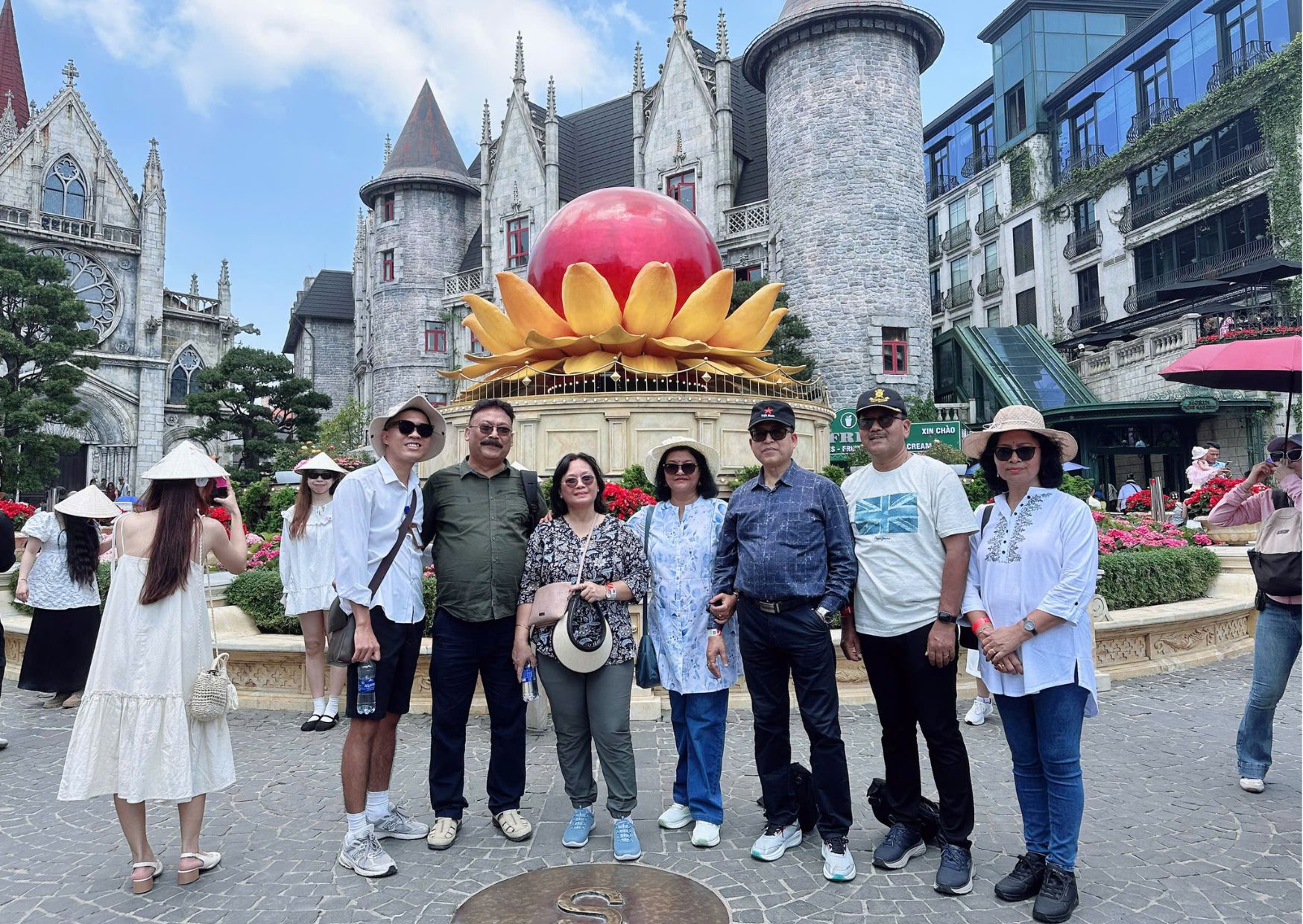 Case study of Viet Dan Travel catering to group tour visiting Phu Quoc