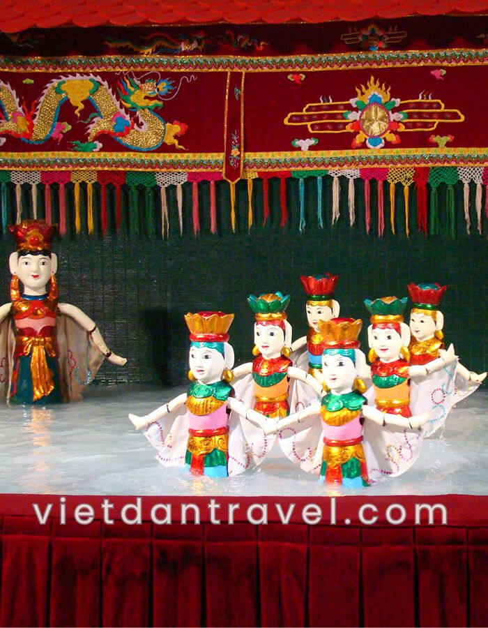 Water puppet show at Thang Long Theater, Hanoi