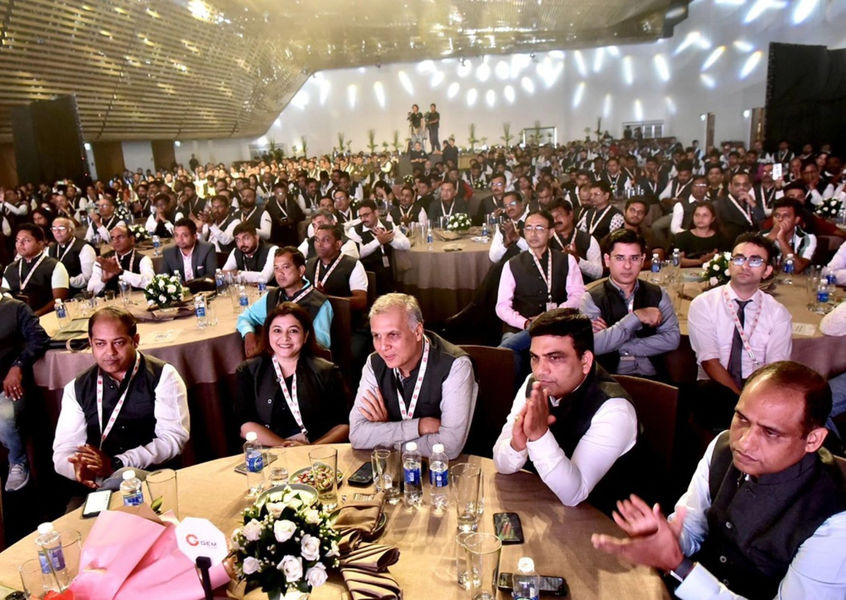 Large-scale MICE conference with corporate delegates