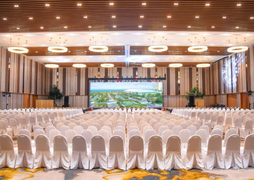 Furama Resort Da Nang Convention Palace theatre-style hall