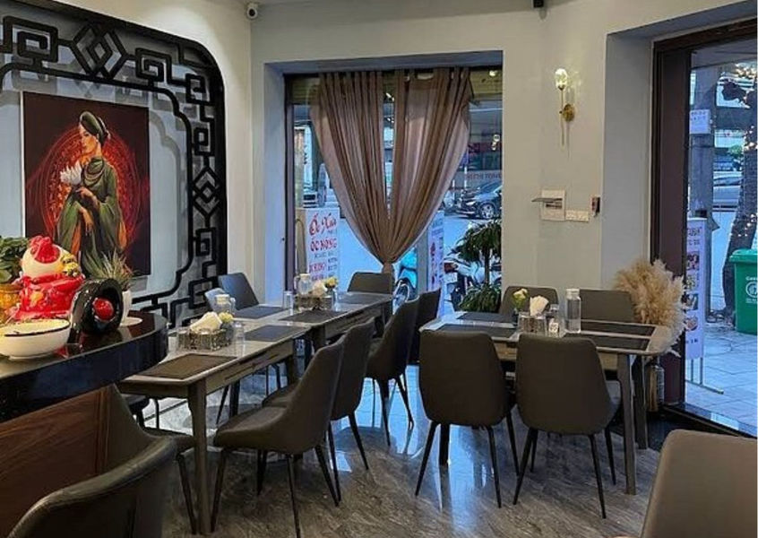 Gujarat Vegetarian Restaurant Hanoi elegant dining room