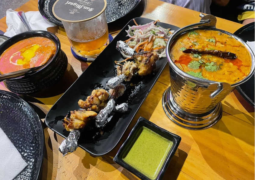 Tandoori skewers and curry with beer at Vandana Nha Trang